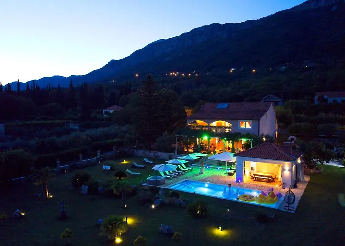 Villa Thousand Roses