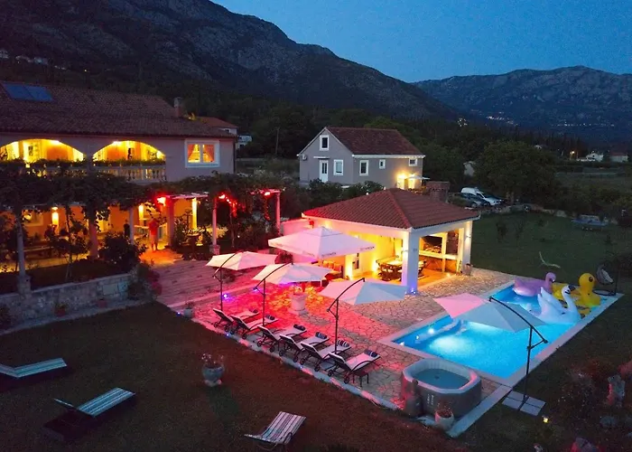 Villa Thousand Roses *