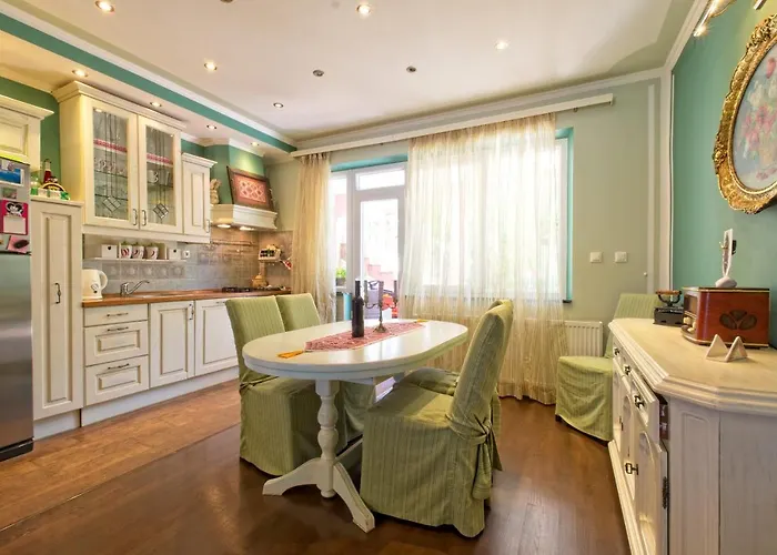 Thousand Roses * Lovorno