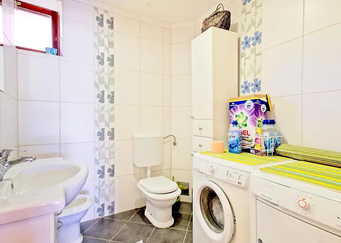 Thousand Roses * Lovorno