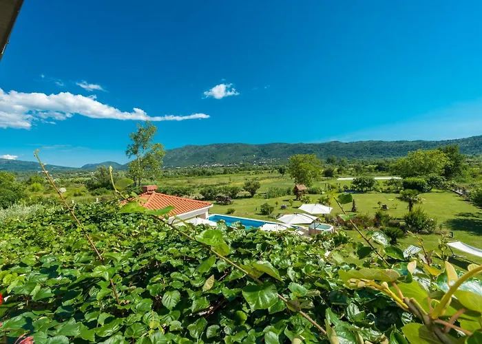 Villa Thousand Roses Lovorno